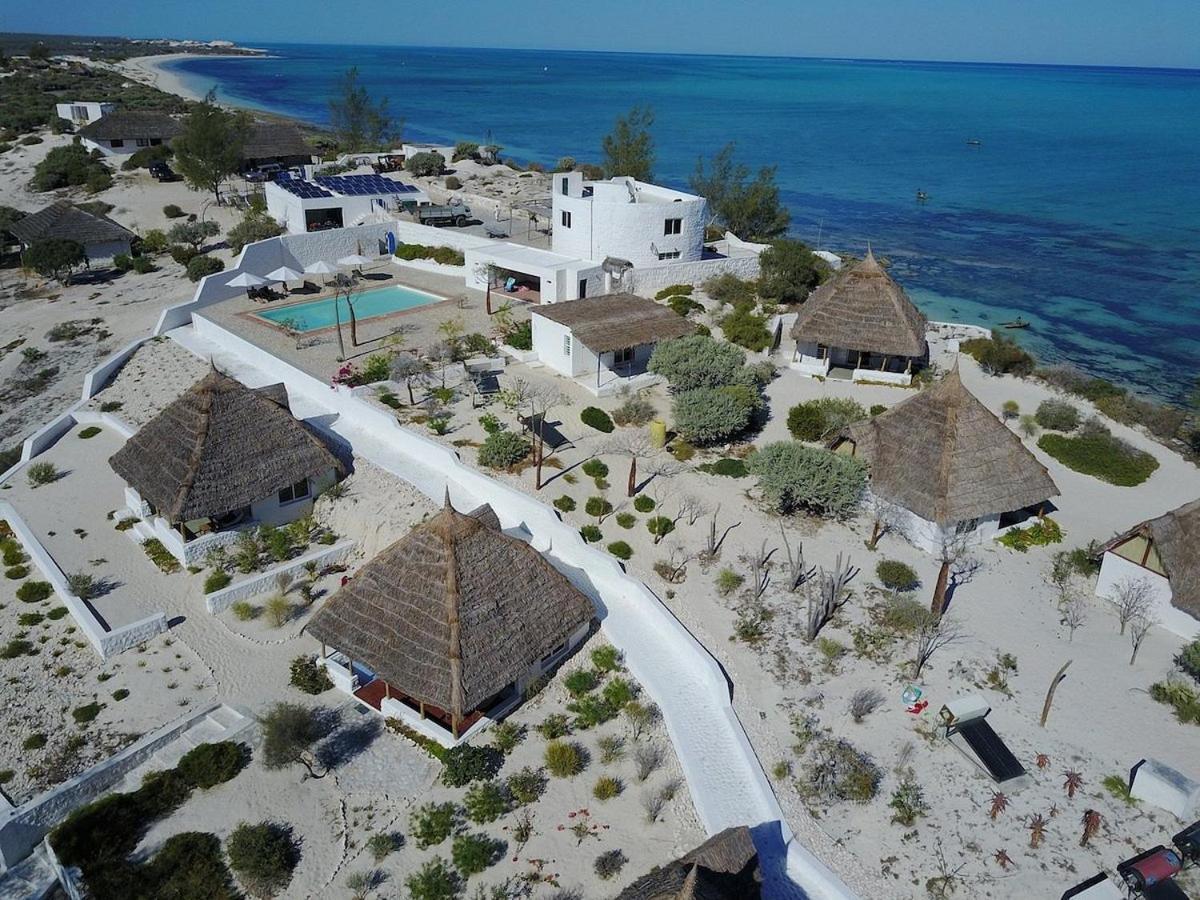 Salary Bay Hotel Tsifota Екстериор снимка