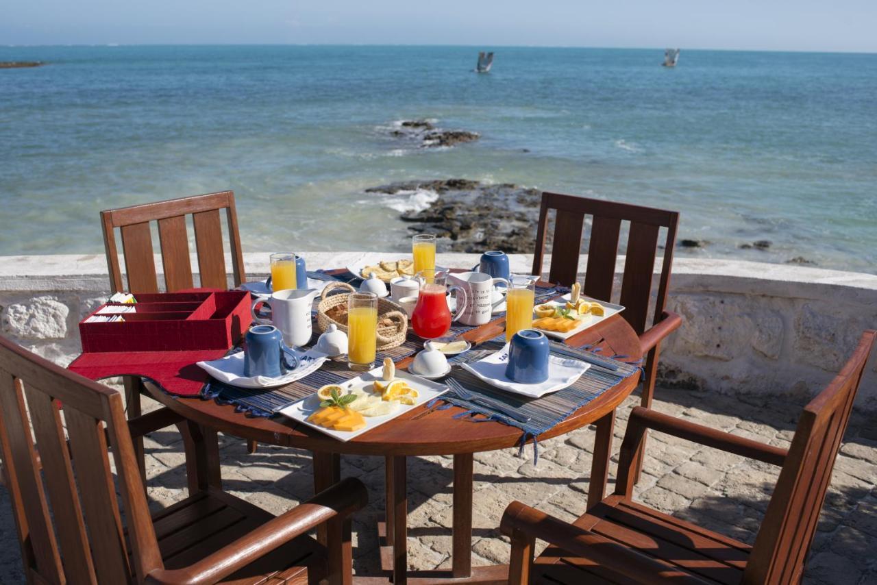 Salary Bay Hotel Tsifota Екстериор снимка
